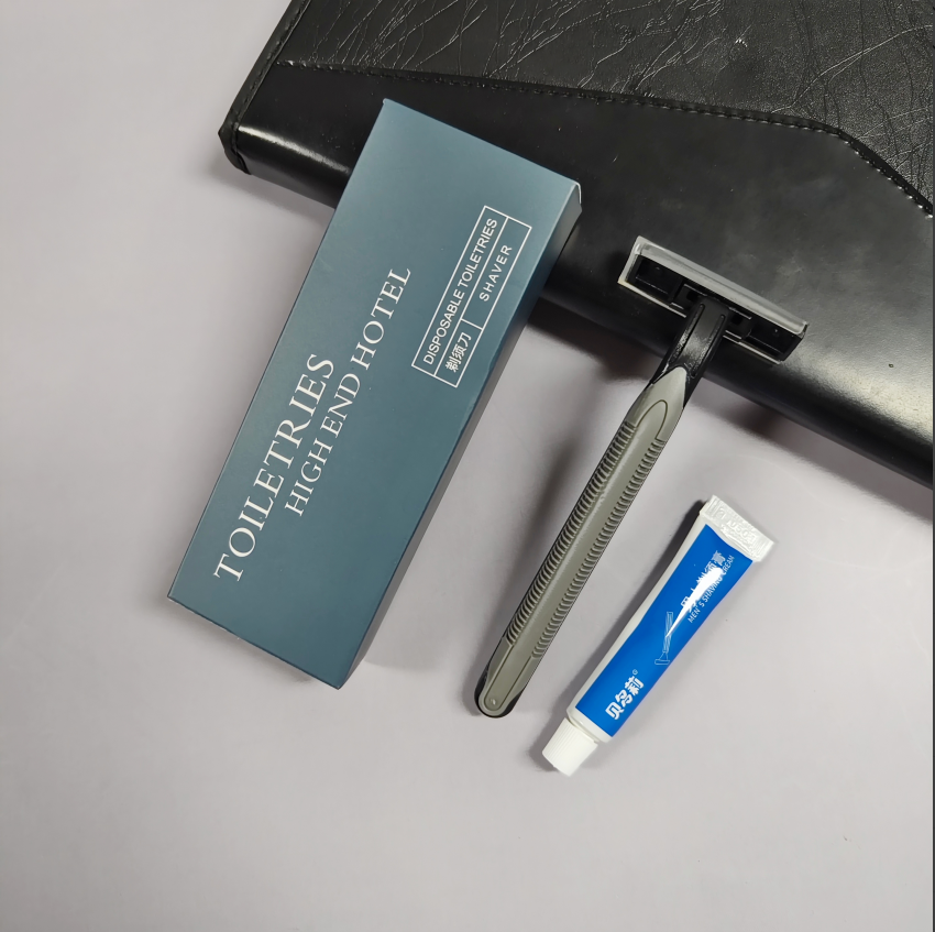 【卡盒套装】剃须刀【1000支/箱】